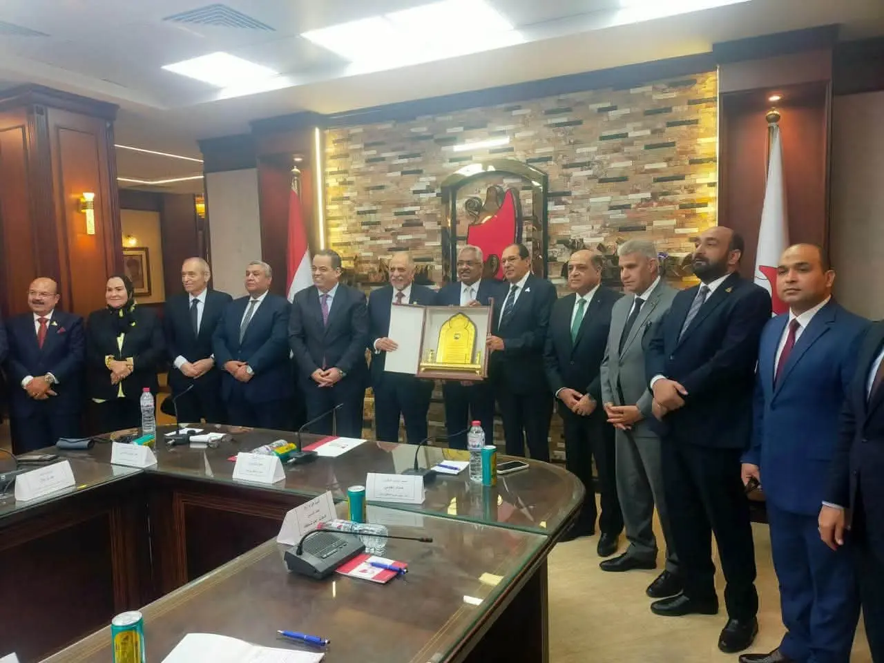 مستقبل وطن يواصل جولاته بالمحافظات.. سداد المصروفات الدراسية لـ6 آلاف طالب وطالبة في سوهاج