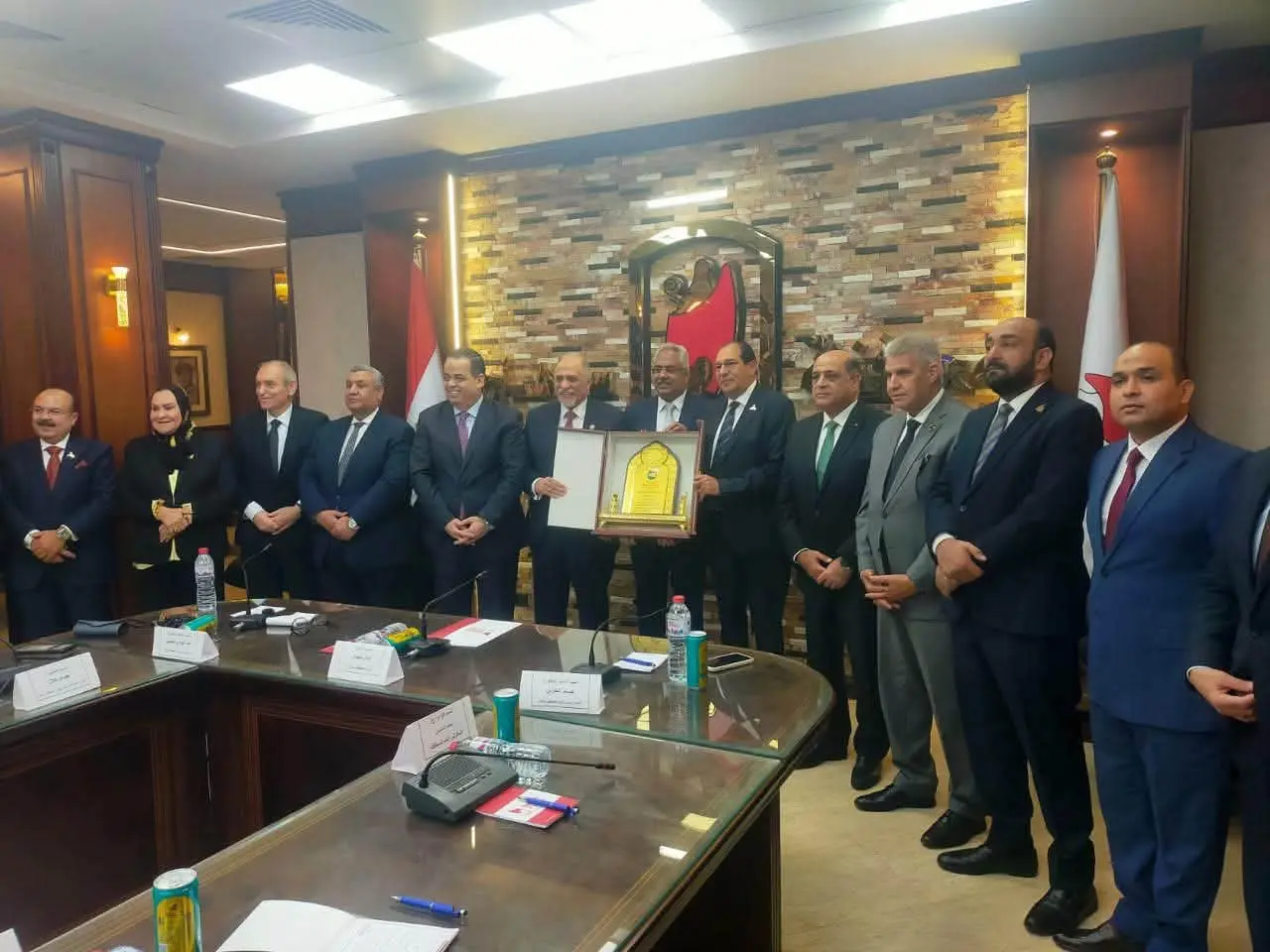 مستقبل وطن يواصل جولاته بالمحافظات.. سداد المصروفات الدراسية لـ6 آلاف طالب وطالبة في سوهاج