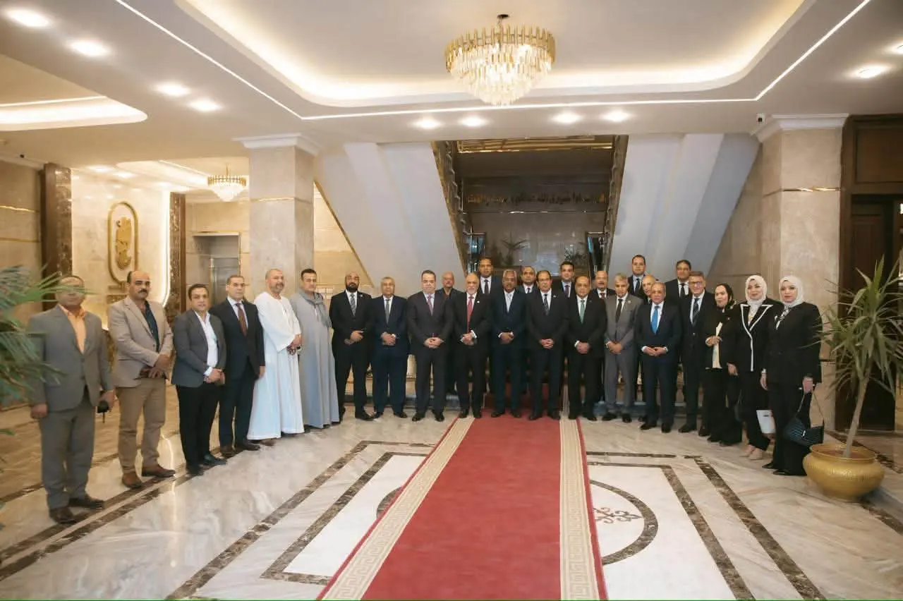 مستقبل وطن يواصل جولاته بالمحافظات.. سداد المصروفات الدراسية لـ6 آلاف طالب وطالبة في سوهاج