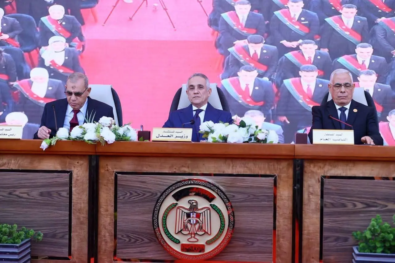 وزير العدل يشهد أداء اليمين القانونية لمعاوني النيابة العامة الجدد