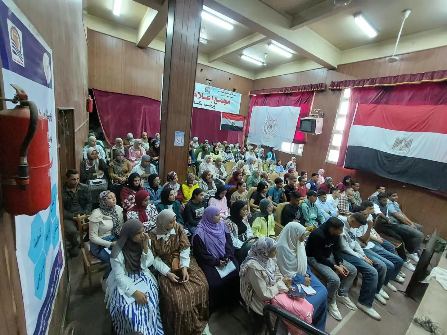 مجمع إعلام قنا يناقش دور المشروعات القومية في تعزيز الانتماء لدى الشباب