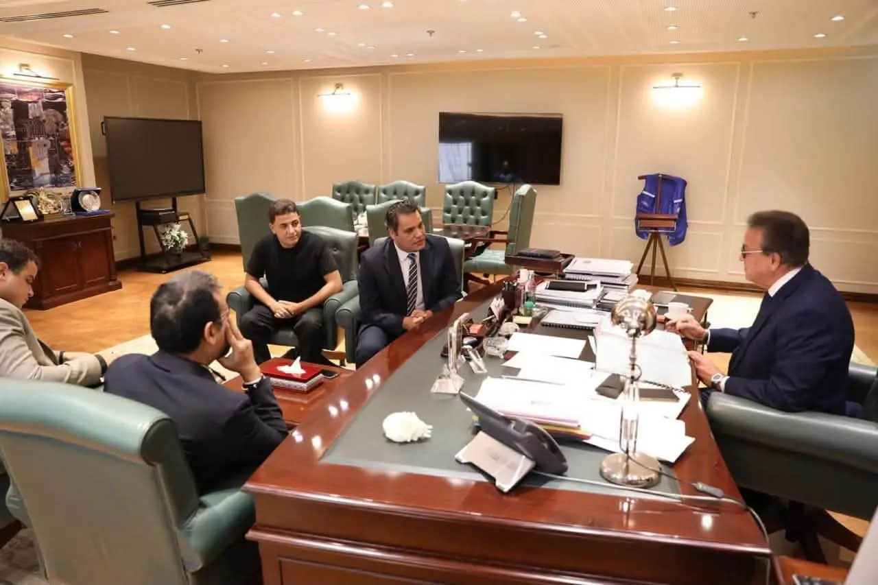 خالد عبدالغفار يؤكد رفض التجاوزات بحق الصحفيين داخل المنشآت الصحية