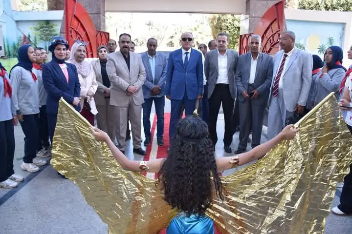 14 مدرسة تشارك في المعرض الثالث للتعليم الفني بالأقصر