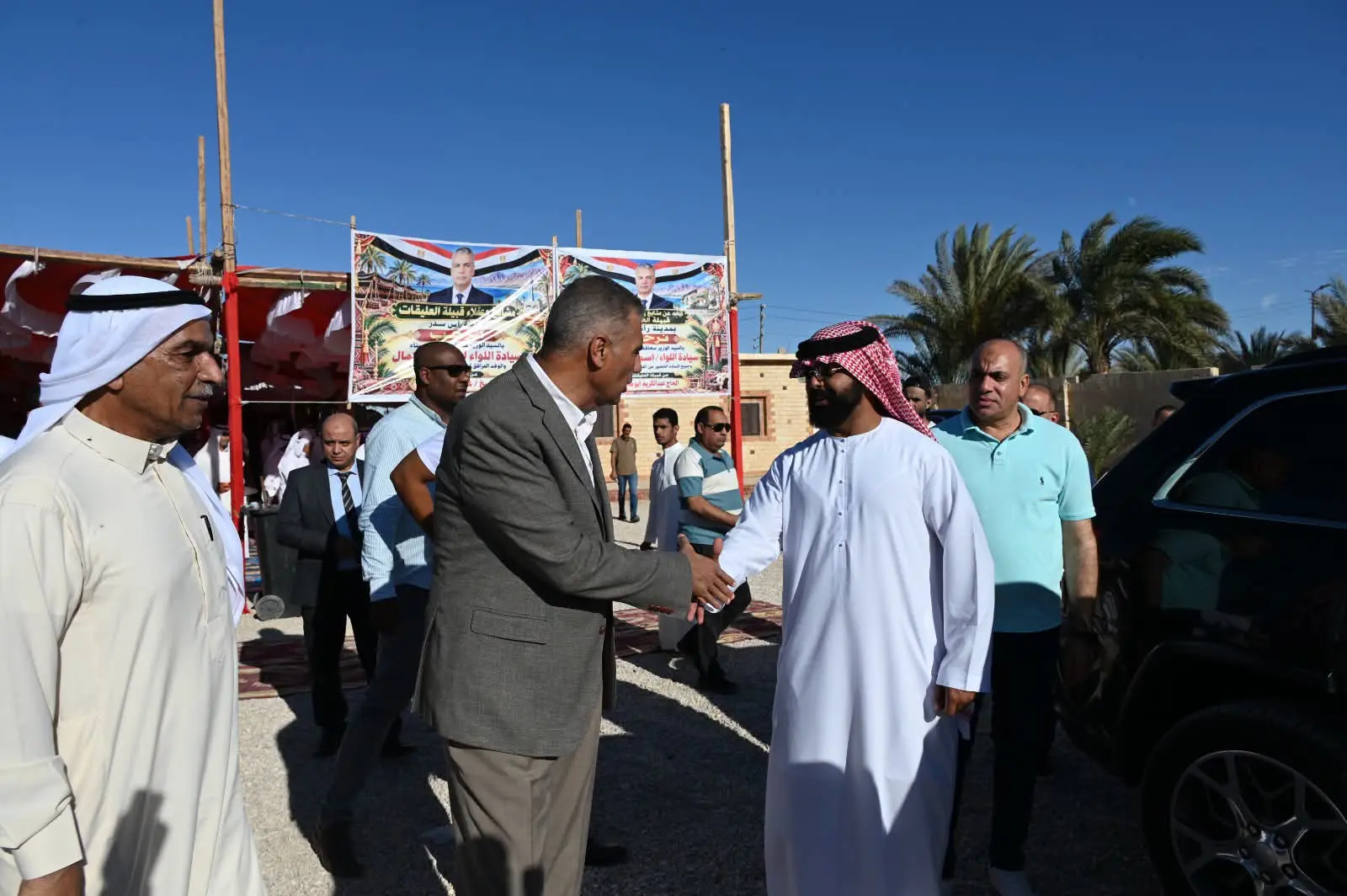 في ذكرى أكتوبر.. محافظ جنوب سيناء يبحث مطالب مشايخ قبائل رأس سدر