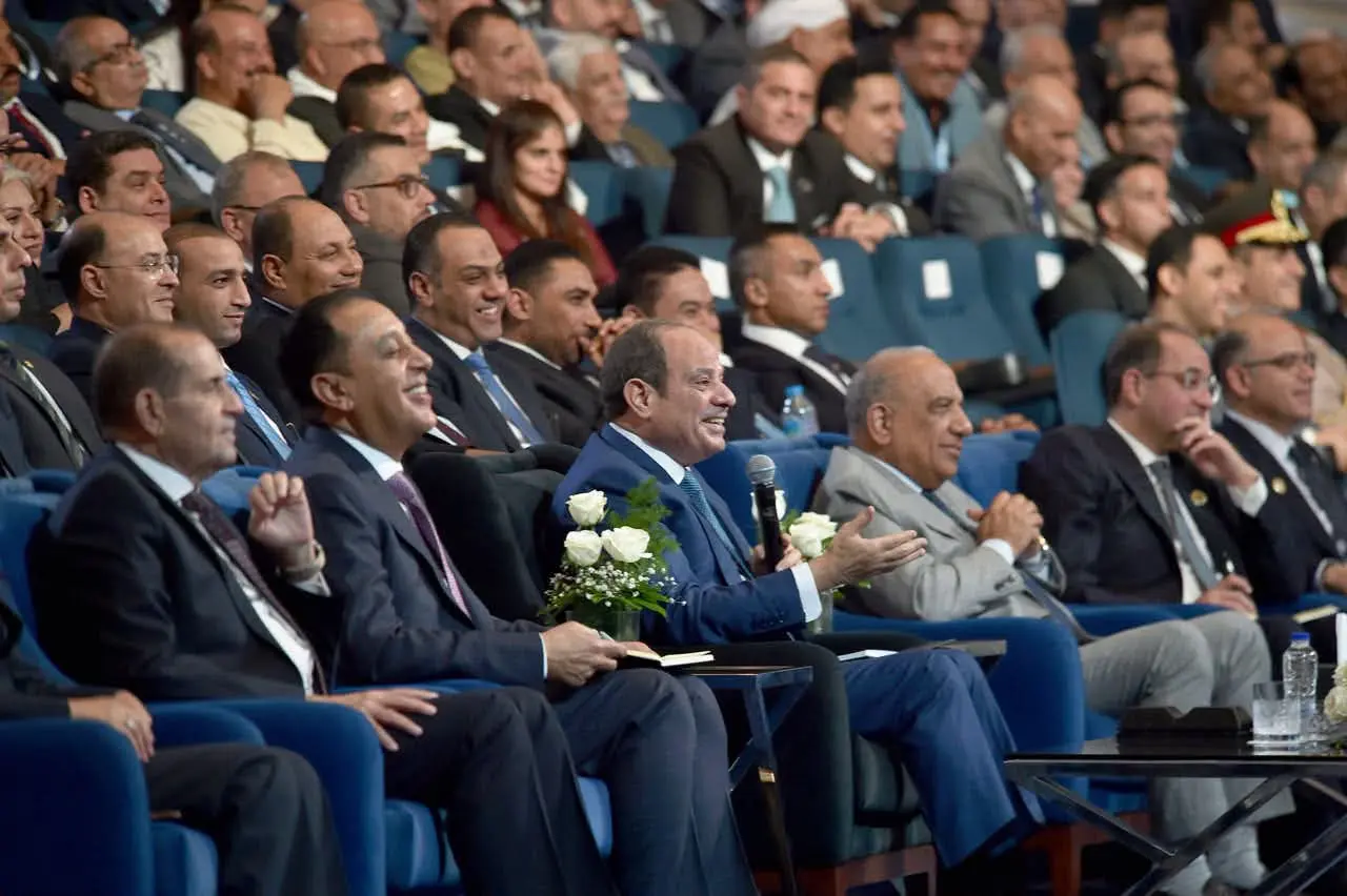 السيسي: احتياطي السلع الاستراتيجية في مصر يكفي 6 أشهر