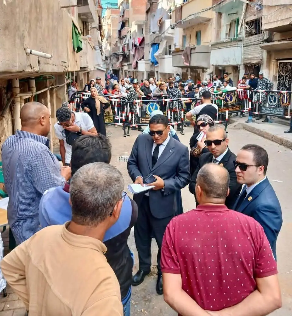 النيابة الإدارية تعاين عقار الإسكندرية المنهار وتأمر بتقرير فني عاجل