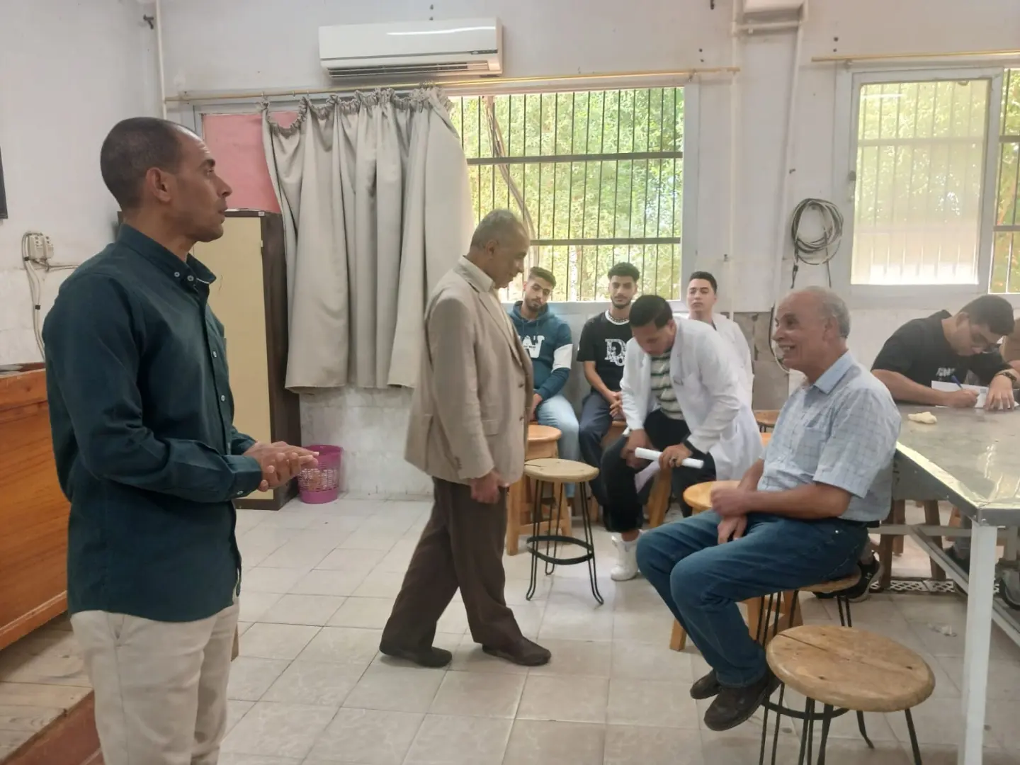 طب بيطري قنا تنظم ندوة توعوية حول مخاطر الهجرة غير الشرعية