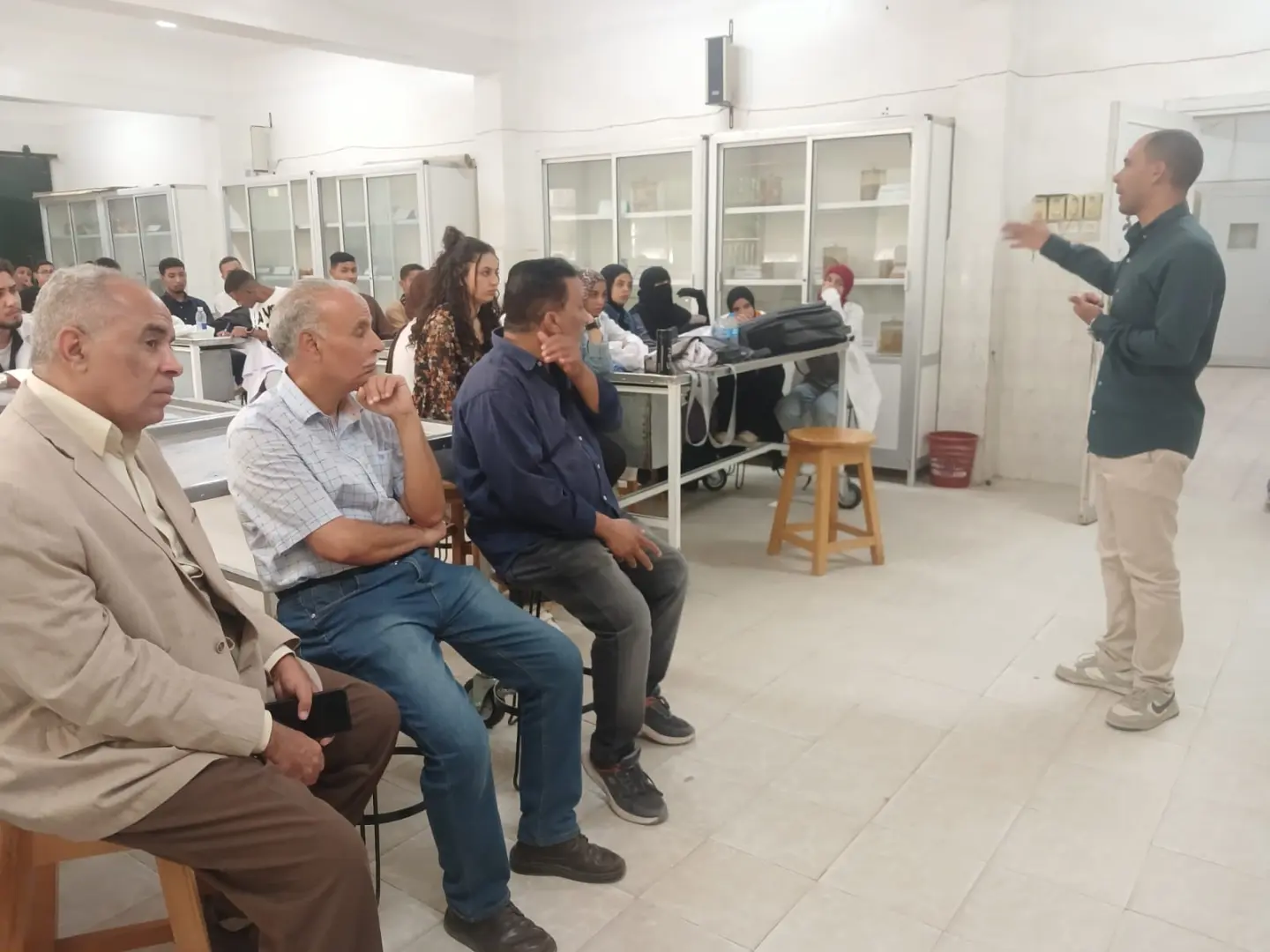 طب بيطري قنا تنظم ندوة توعوية حول مخاطر الهجرة غير الشرعية