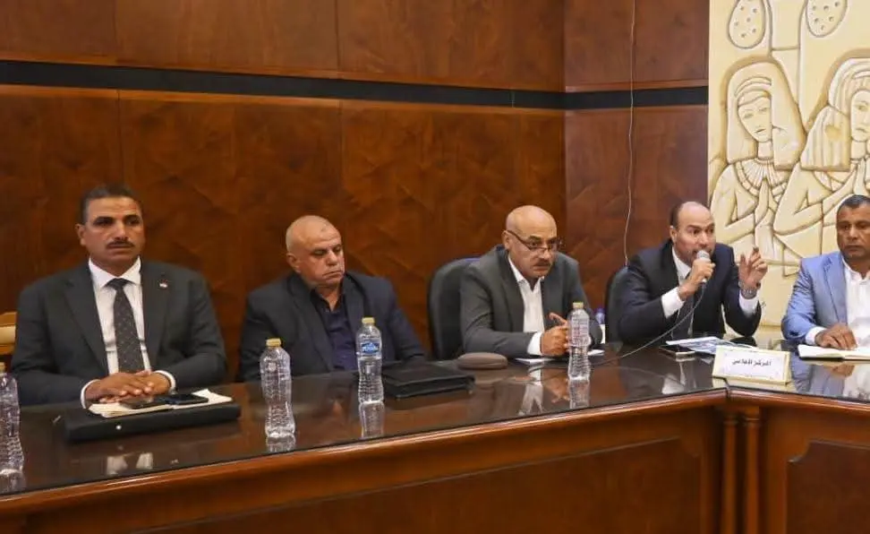 محافظ البحيرة تبحث مطالب المواطنين مع أعضاء مجلسي النواب والشيوخ
