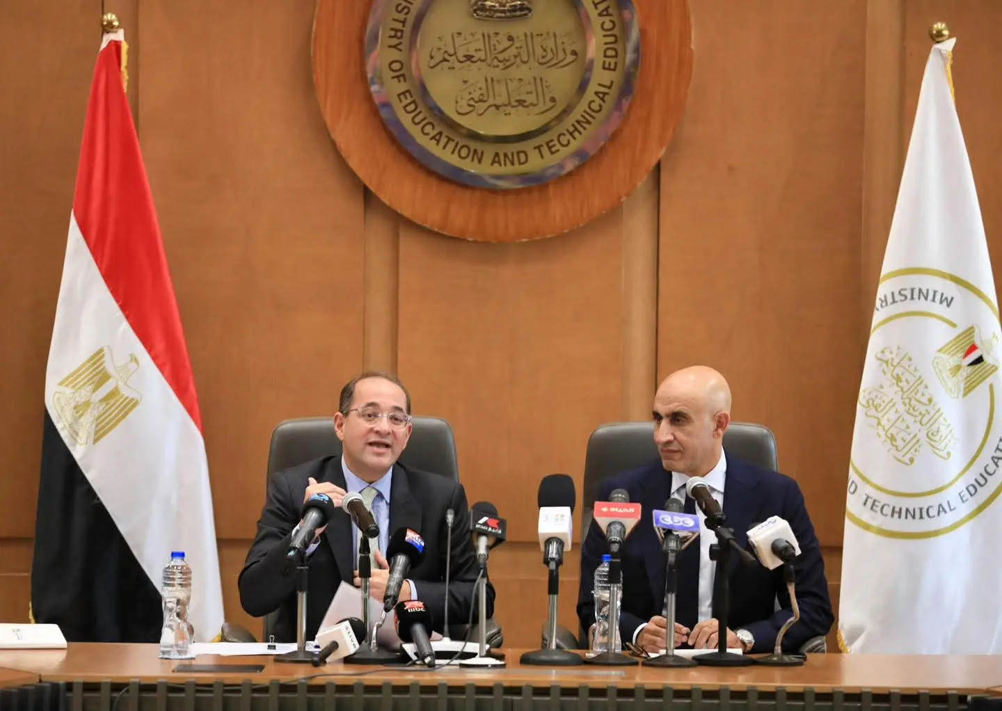 15 ألف جنيه للمعلمين.. الحكومة تعلن تفاصيل خطة زيادة الأجور