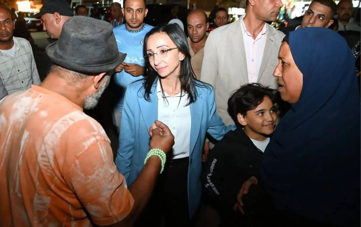 جاكلين عازر تقود حملة مكبرة لرفع الإشغالات وتحسين النظافة بشوارع دمنهور