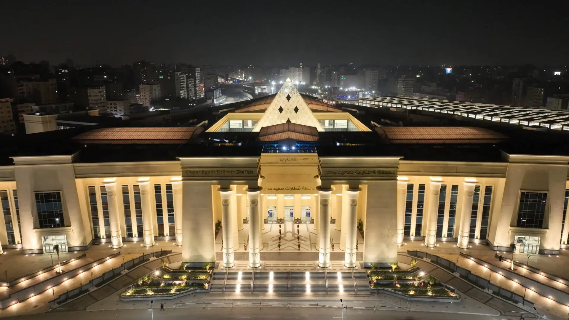 النقل تكشف حصاد 12 عامًا.. مشروعات بـ2 تريليون جنيه غيّرت خريطة مصر - 1000995246 727 071025