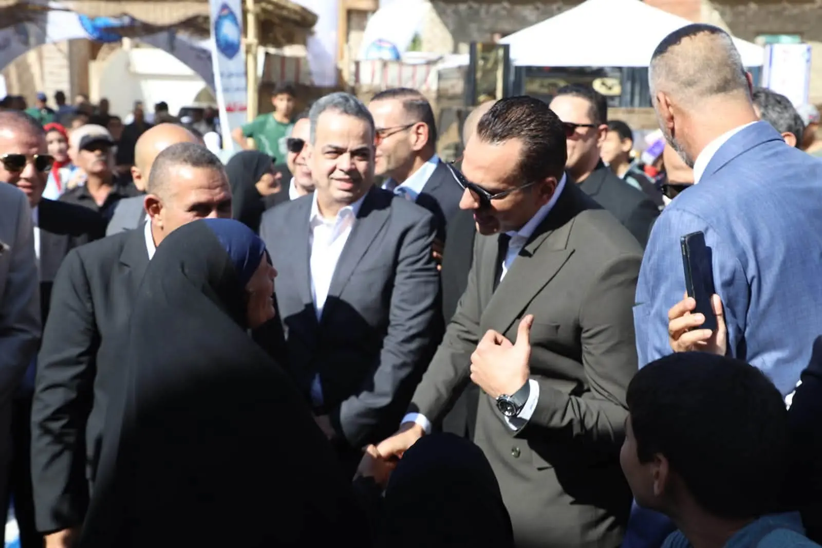 «مستقبل وطن» يصل الفيوم بـ3 مبادرات خدمية.. قافلة طبية مجانية وسداد مصروفات دراسية وتطوير 9 غرف عمليات - 1000999009
