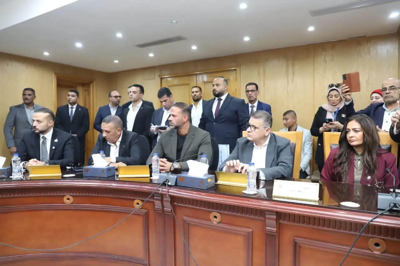 «مستقبل وطن» يصل الفيوم بـ3 مبادرات خدمية.. قافلة طبية مجانية وسداد مصروفات دراسية وتطوير 9 غرف عمليات