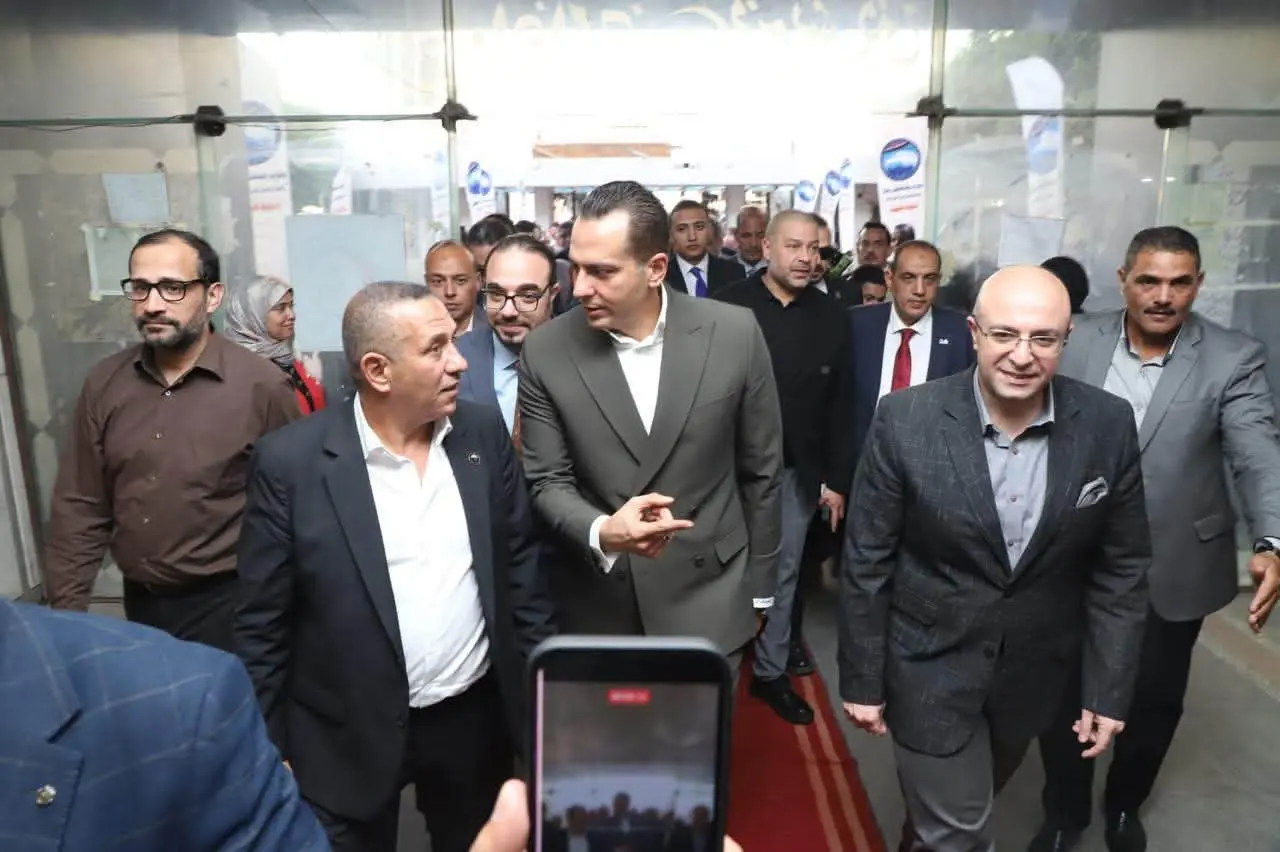 «مستقبل وطن» يصل الفيوم بـ3 مبادرات خدمية.. قافلة طبية مجانية وسداد مصروفات دراسية وتطوير 9 غرف عمليات - 1000999052