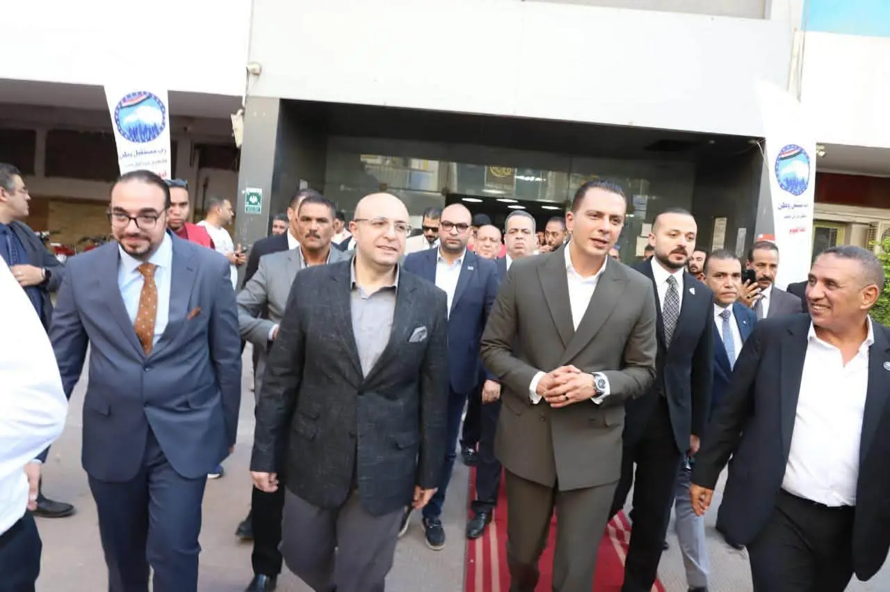 «مستقبل وطن» يصل الفيوم بـ3 مبادرات خدمية.. قافلة طبية مجانية وسداد مصروفات دراسية وتطوير 9 غرف عمليات - 1000999054