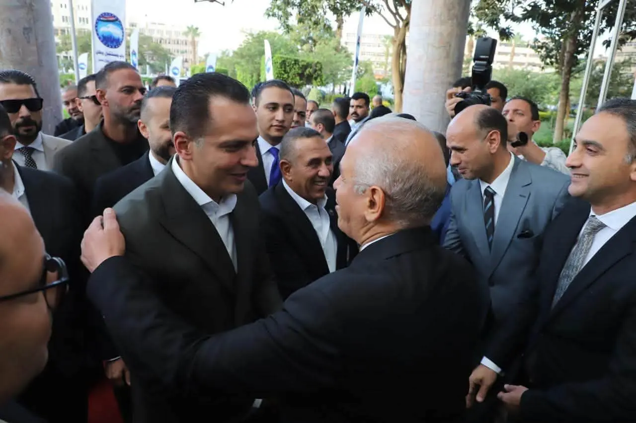 «مستقبل وطن» يصل الفيوم بـ3 مبادرات خدمية.. قافلة طبية مجانية وسداد مصروفات دراسية وتطوير 9 غرف عمليات - 1000999075