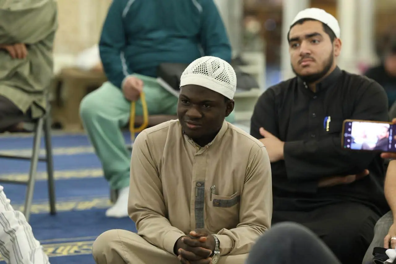 أيمن عبد الغني يكرّم أوائل مسابقة «القارئ الفقيه» بجوائز تصل إلى 150 ألف جنيه