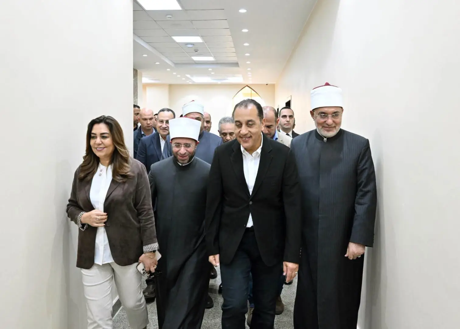رئيس الوزراء يفتتح فرع دار الإفتاء المصرية بالسويس
