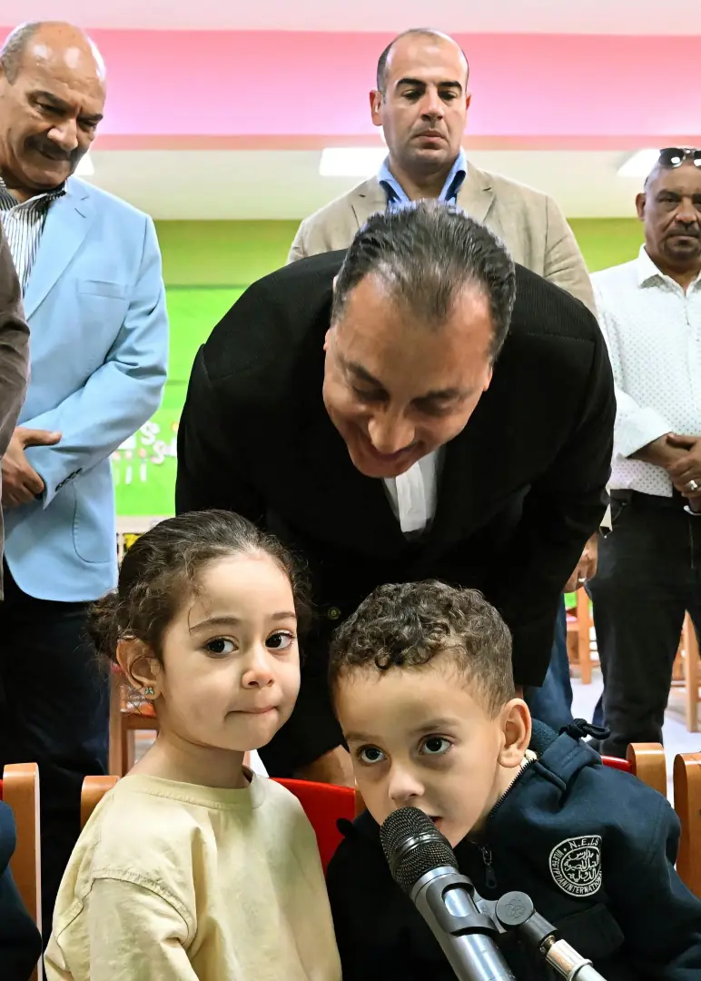 مدبولي يفتتح مدرسة النيل الدولية بالسويس.. 56 فصلًا ومسار تعليمي متكامل حتى الثانوية