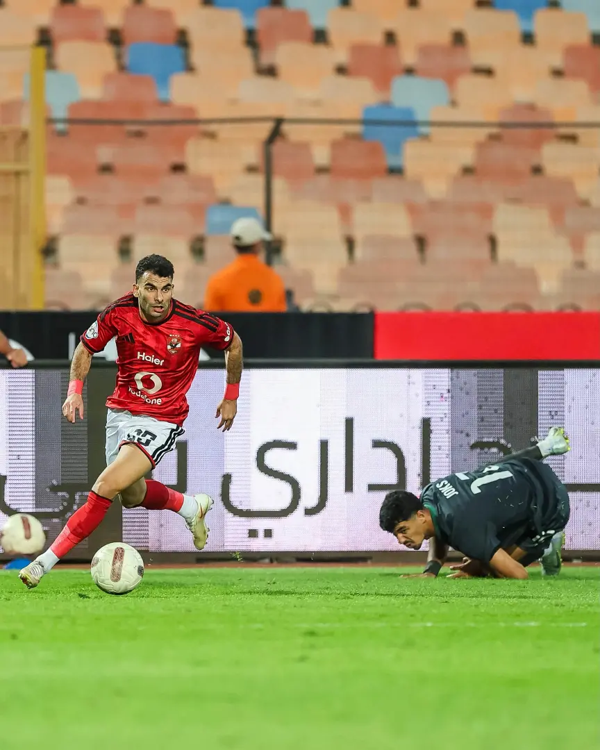 الأهلي يتجاوز مودرن سبورت بهدف الساعي.. وشوبير ينقذ الأحمر من التعادل في الدوري