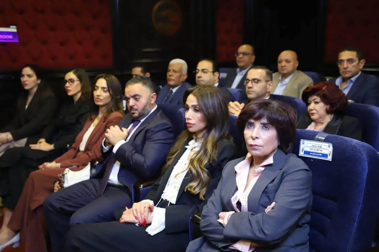 لأول مرة في تاريخ الحياة السياسية المصرية.. «مستقبل وطن» يجمع قياداته وأماناته بالمحافظات عبر الفيديو كونفرانس