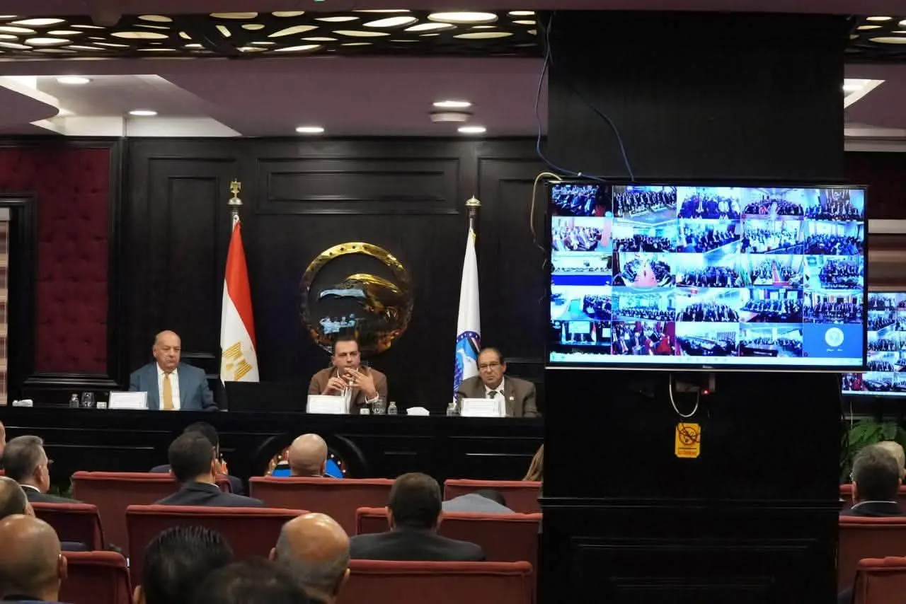 لأول مرة في تاريخ الحياة السياسية المصرية.. «مستقبل وطن» يجمع قياداته وأماناته بالمحافظات عبر الفيديو كونفرانس - 1001003276