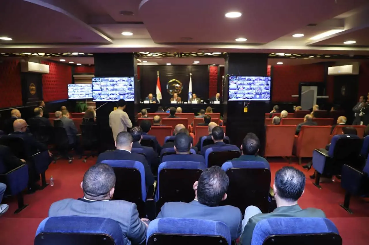 لأول مرة في تاريخ الحياة السياسية المصرية.. «مستقبل وطن» يجمع قياداته وأماناته بالمحافظات عبر الفيديو كونفرانس - 1001003279