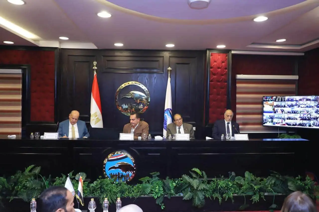 لأول مرة في تاريخ الحياة السياسية المصرية.. «مستقبل وطن» يجمع قياداته وأماناته بالمحافظات عبر الفيديو كونفرانس - 1001003283