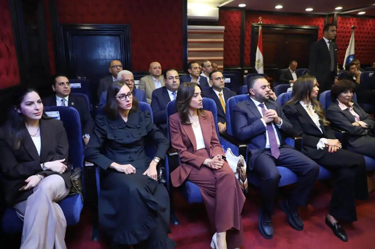 لأول مرة في تاريخ الحياة السياسية المصرية.. «مستقبل وطن» يجمع قياداته وأماناته بالمحافظات عبر الفيديو كونفرانس - 1001003300