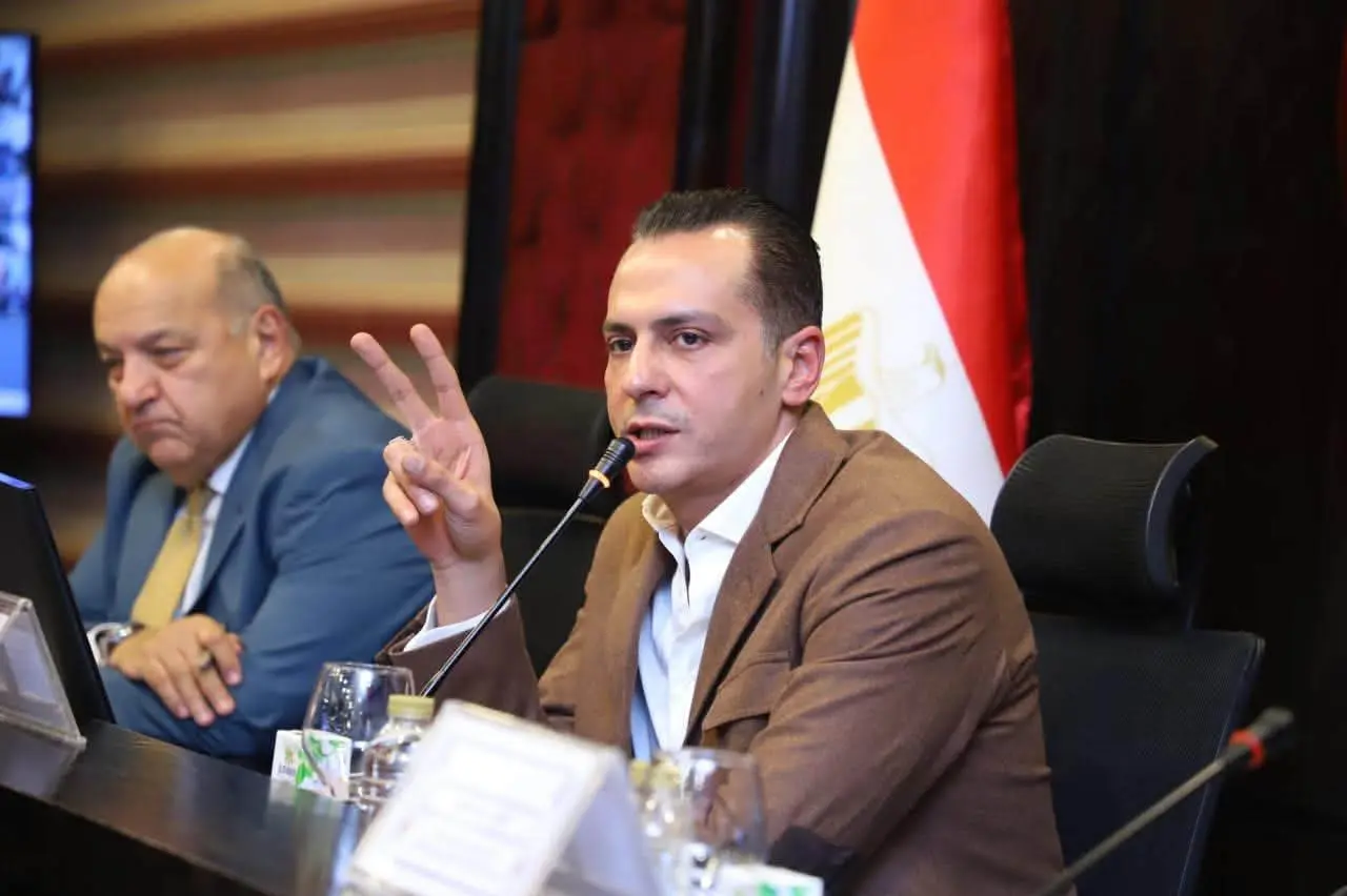 لأول مرة في تاريخ الحياة السياسية المصرية.. «مستقبل وطن» يجمع قياداته وأماناته بالمحافظات عبر الفيديو كونفرانس - 1001003301