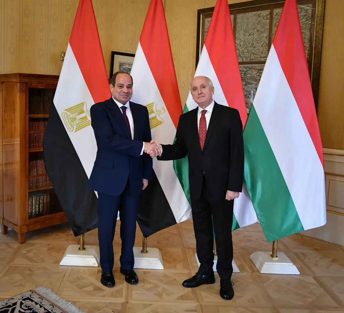 السيسي من بودابست: تعزيز الشراكة الاستراتيجية مع المجر ومشروعات مشتركة في البنية التحتية