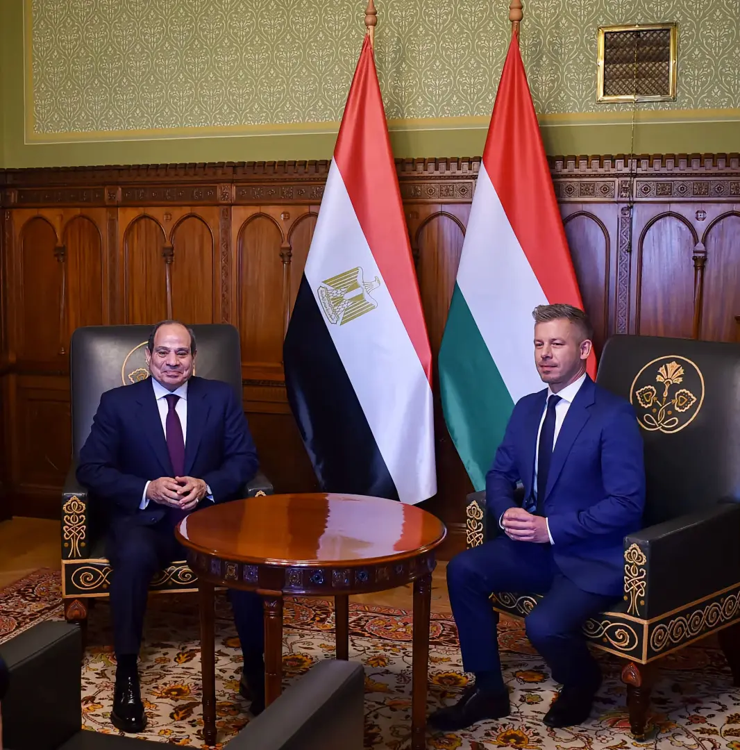 السيسي من البرلمان المجري: تعزيز الشراكة الاستراتيجية وتوسيع التعاون الاقتصادي والاستثماري بين مصر والمجر