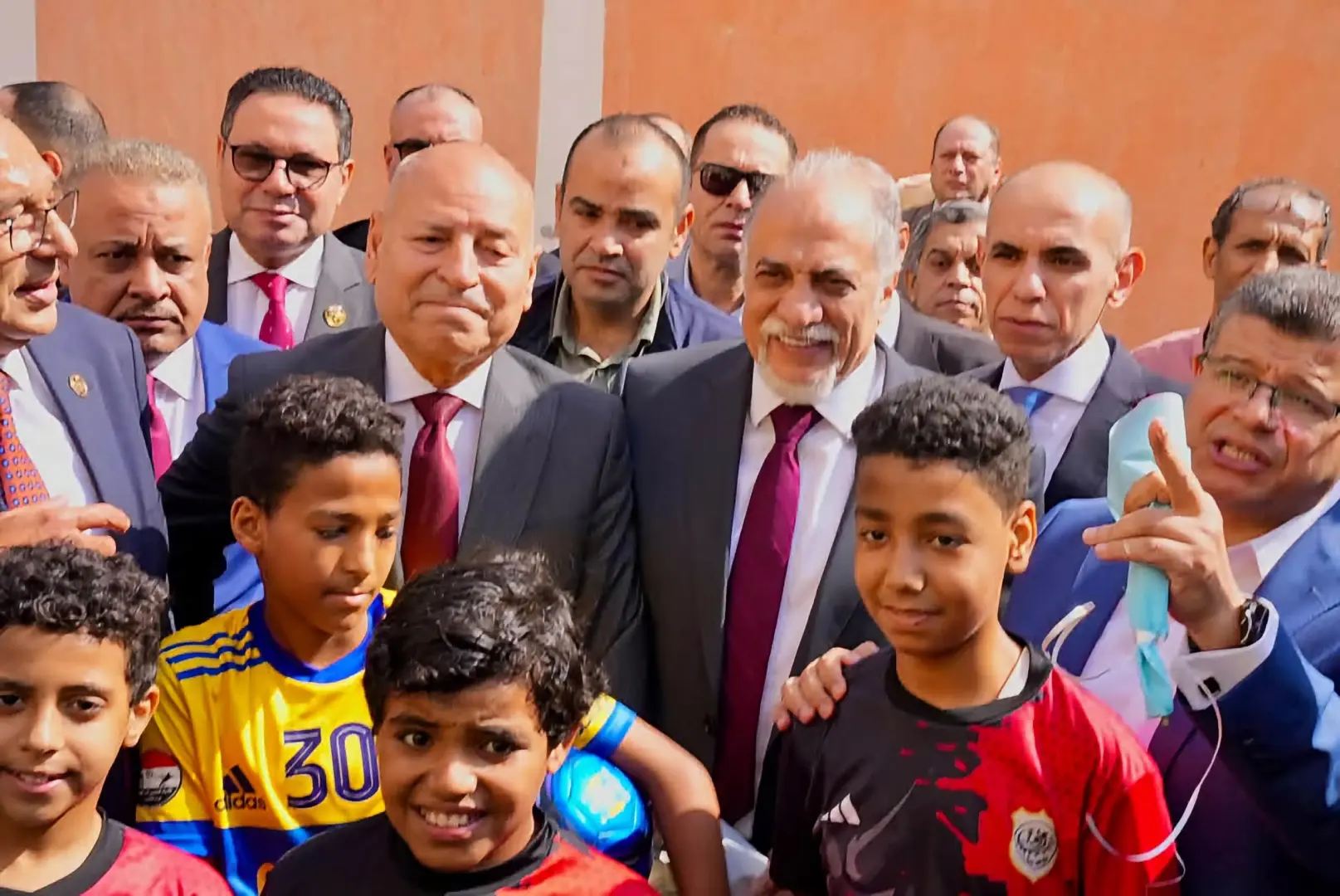 تفاصيل الجولة العاشرة لحزب مستقبل وطن.. قوافل طبية وتطوير مدرسة ومسرح بالقاهرة - 1001008265