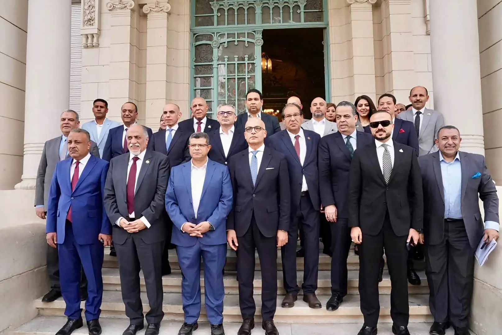 تفاصيل الجولة العاشرة لحزب مستقبل وطن.. قوافل طبية وتطوير مدرسة ومسرح بالقاهرة - 1001008280