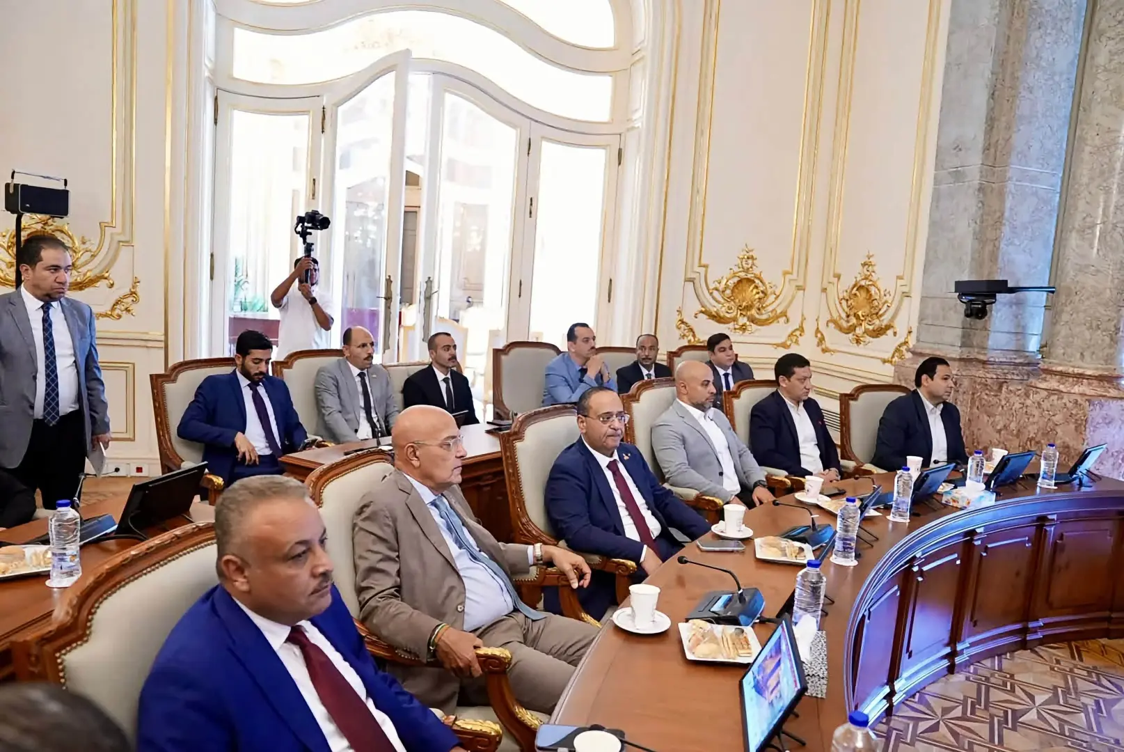 تفاصيل الجولة العاشرة لحزب مستقبل وطن.. قوافل طبية وتطوير مدرسة ومسرح بالقاهرة - 1001008284