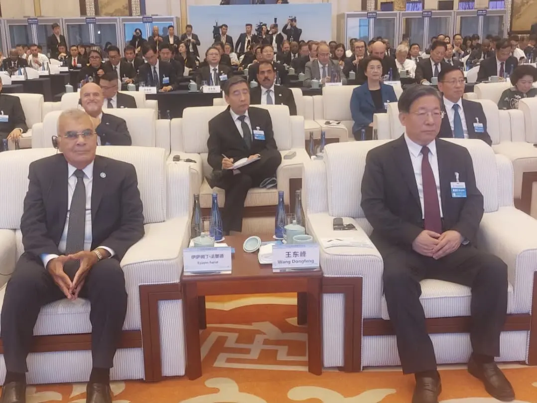 رئيس مجلس الشيوخ : العلاقات المصرية الصينية تمثل نموذجًا يُحتذى به في علاقات الدول - 1001328407