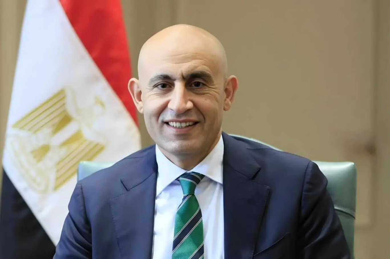 "ترقبوا خبرًا سارًا".. منشور التعليم يثير تساؤلات المعلمين على فيسبوك