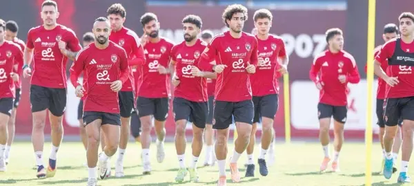 مفاجآت بالجملة تنتظر الأهلي قبل حسم قائمة الفريق