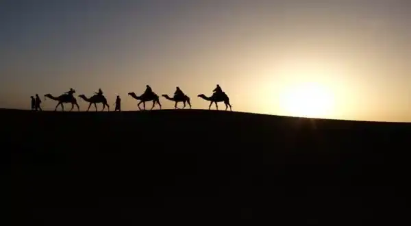 من غار ثور إلى الدولة الإسلامية.. كيف غيّرت الهجرة مجرى التاريخ؟