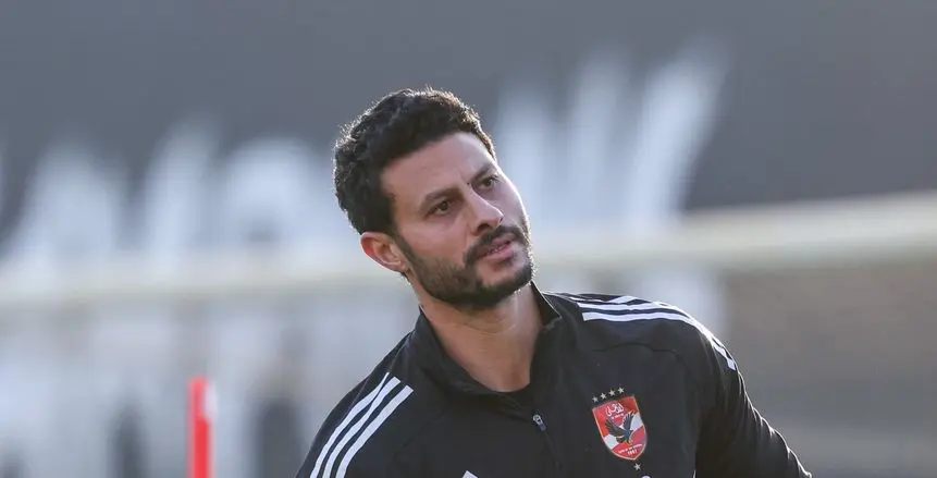 منتخب مصر يحسم موقف محمد الشناوي من كأس العالم رغم الإيقاف