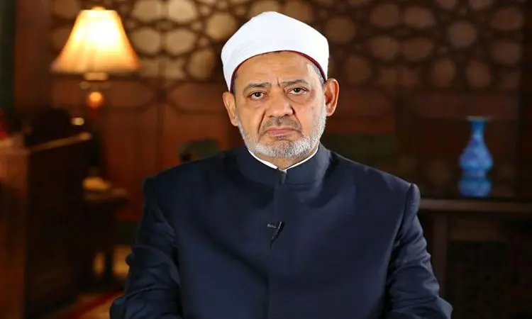 شيخ الأزهر يعرب عن تضامنه مع الشعب اللبناني في الأزمة الحالية