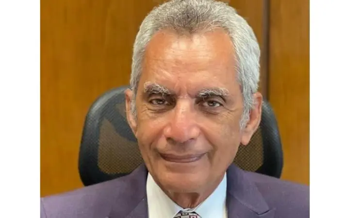 بدء اجتماع وزير المجالس النيابية مع المحرريين البرلمانيين