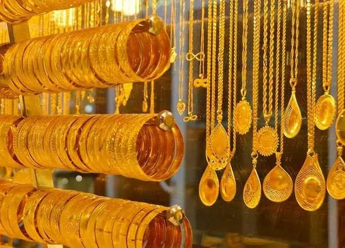 مصطفى بدرة: تراجع أسعار الذهب مؤقت مرتبط بالعالم والشراء مناسب للادخار