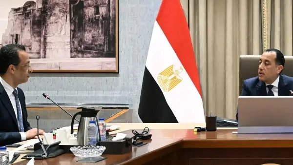 رئيس الوزراء يتابع الموقف التنفيذي للمبادرة الرئاسية "الرواد الرقميون"