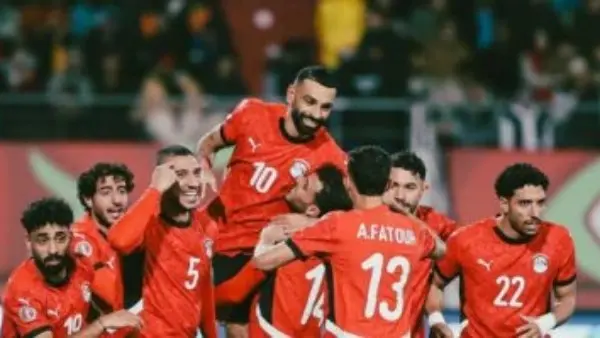 استعدادا لـ المونديال.. طاقم حكام جزائري لإدارة ودية مصر وروسيا