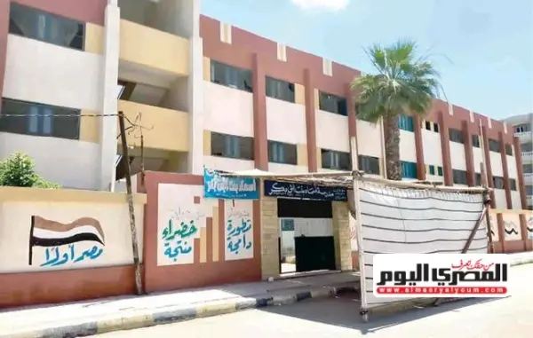 تصوير أسئلة الثانوية العامة 2026 على “مفرش ترابيزة”.. تفاصيل مثيرة