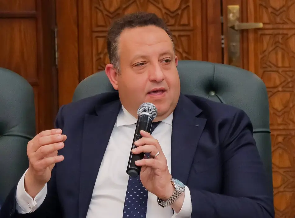 4 آلاف جنيه وليس 30 ألف.. أول رد من نقيب المهندسين على تصريحات مدبولي عن رواتب حديثي التخرج
