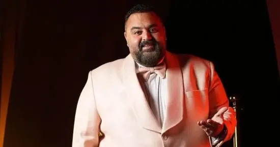 شيكو يبدأ تصوير مسلسله الجديد مصلحة الجوازات
