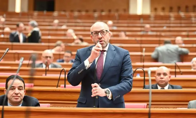 برلماني يطالب بتأهيل العاملين بمراكز التخاطب لمنع تكرار وقائع الاعتداء